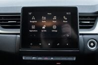 Renault Captur ICONIC TCE 23