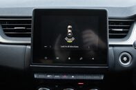 Renault Captur ICONIC TCE 29