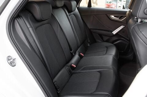 Audi Q2 TFSI S LINE 32