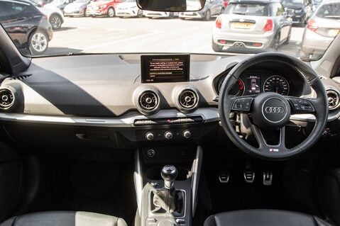 Audi Q2 TFSI S LINE 3