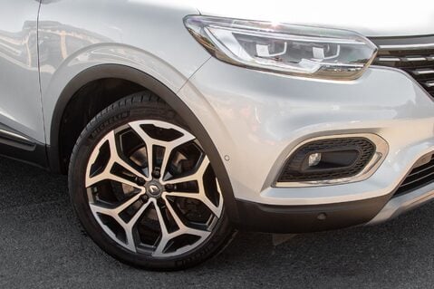 Renault Kadjar GT LINE TCE 11