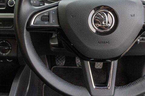 Skoda Fabia SE TSI 19