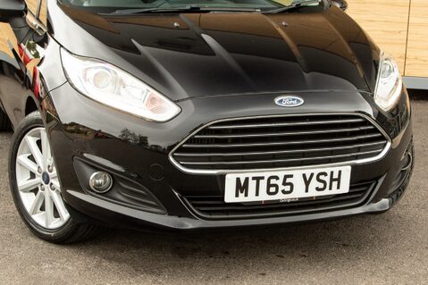 Ford Fiesta TITANIUM 10