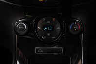 Ford Fiesta TITANIUM 31