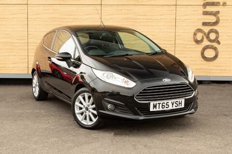 Ford Fiesta TITANIUM 1