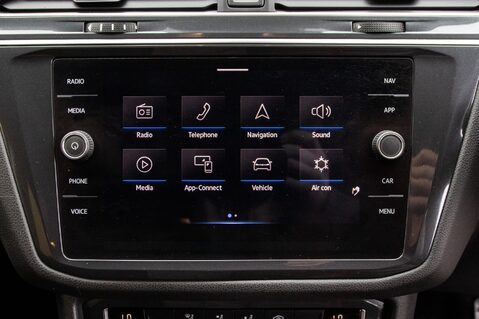 Volkswagen Tiguan Allspace MATCH TSI EVO DSG 28