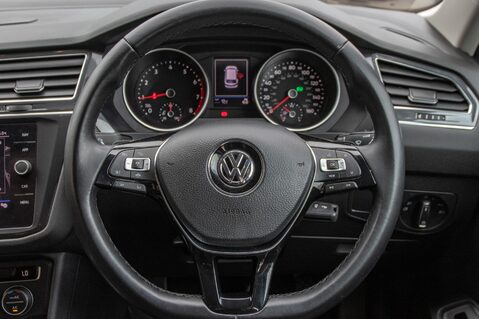 Volkswagen Tiguan Allspace MATCH TSI EVO DSG 21