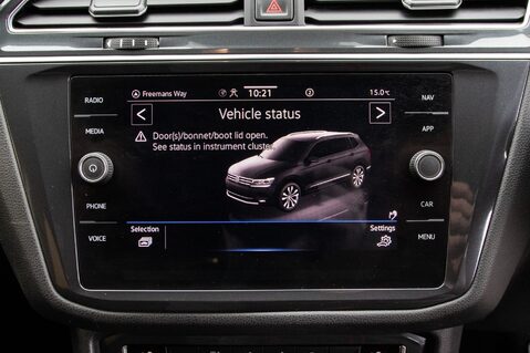 Volkswagen Tiguan Allspace MATCH TSI EVO DSG 27