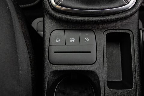 Ford Fiesta TITANIUM 17