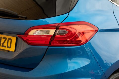 Ford Fiesta TITANIUM 9