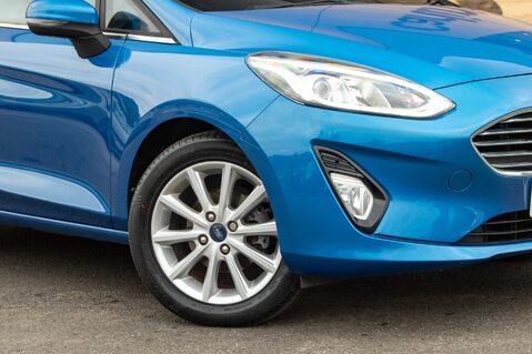 Ford Fiesta TITANIUM 11