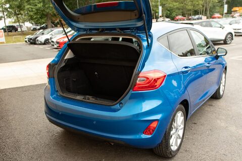 Ford Fiesta TITANIUM 35