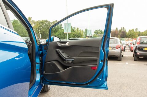 Ford Fiesta TITANIUM 14