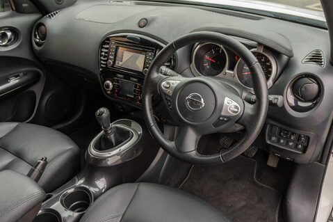Nissan Juke TEKNA DCI 4