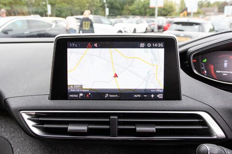 Peugeot 3008 PURETECH S/S ALLURE 24