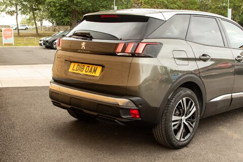 Peugeot 3008 PURETECH S/S ALLURE 8