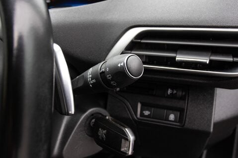 Peugeot 3008 PURETECH S/S ALLURE 18