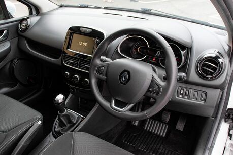 Renault Clio ICONIC TCE