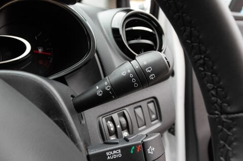 Renault Clio ICONIC TCE 18