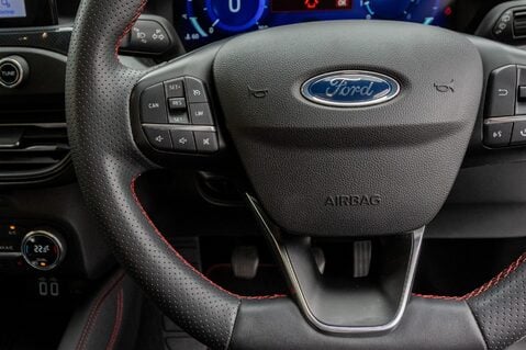 Ford Focus ST-LINE X EDITION MHEV 20