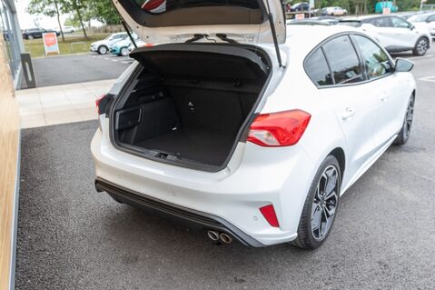 Ford Focus ST-LINE X EDITION MHEV 38