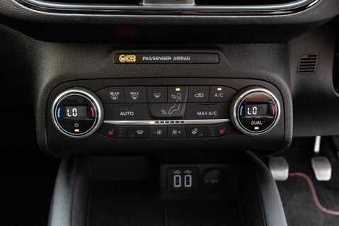 Ford Focus ST-LINE X EDITION MHEV 35