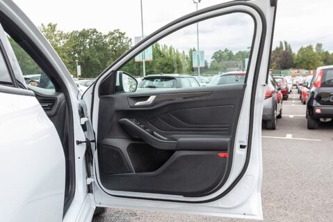 Ford Focus ST-LINE X EDITION MHEV 14