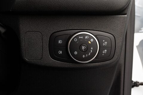 Ford Focus ST-LINE X EDITION MHEV 16