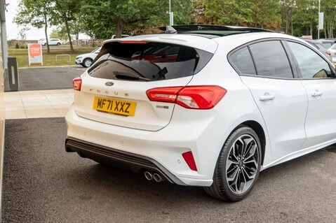 Ford Focus ST-LINE X EDITION MHEV 8