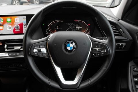 BMW 1 Series 118I SPORT 21