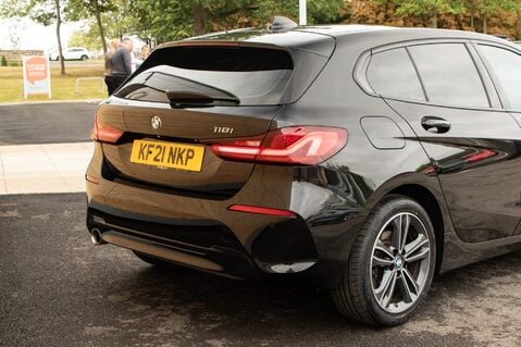 BMW 1 Series 118I SPORT 8