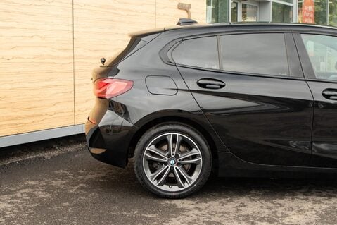 BMW 1 Series 118I SPORT 7