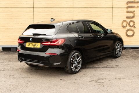 BMW 1 Series 118I SPORT 2
