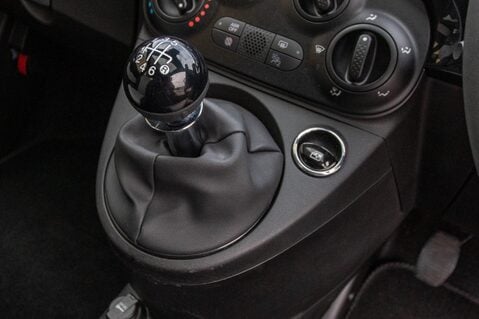 Fiat 500 DOLCEVITA MHEV 33