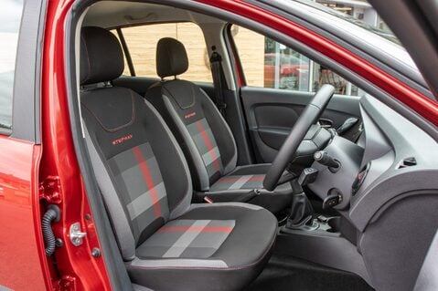 Dacia Sandero Stepway TECHROAD TCE 31