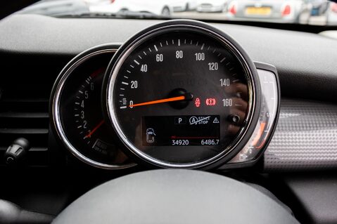 Mini Hatch COOPER CLASSIC 15