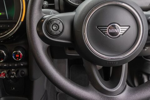 Mini Hatch COOPER CLASSIC 20