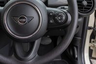 Mini Hatch COOPER CLASSIC 21