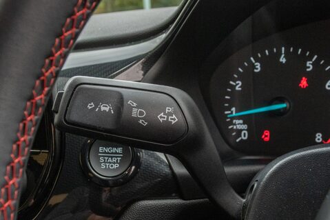 Ford Fiesta ST-LINE 18