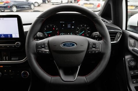Ford Fiesta ST-LINE 22