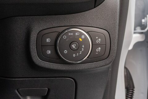 Ford Fiesta ST-LINE 16
