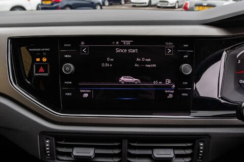 Volkswagen Polo MATCH TSI 27