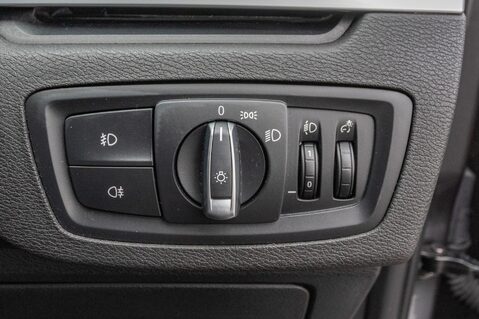 BMW X1 SDRIVE20I SPORT 16