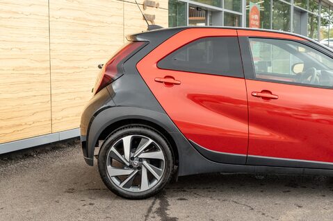 Toyota Aygo X VVT-I EDGE 7