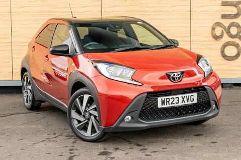 Toyota Aygo X VVT-I EDGE 1