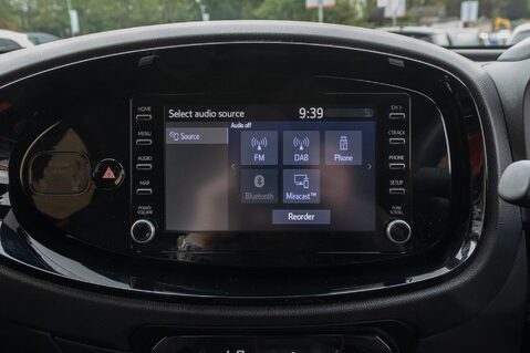 Toyota Aygo X VVT-I EDGE 25