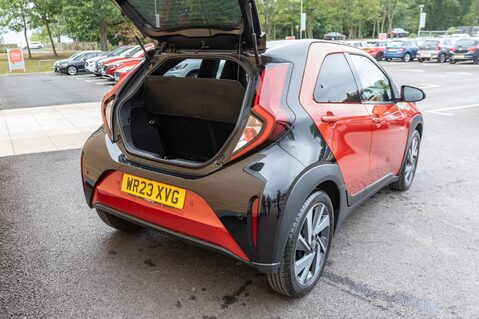 Toyota Aygo X VVT-I EDGE 34