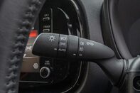 Toyota Aygo X VVT-I EDGE 17