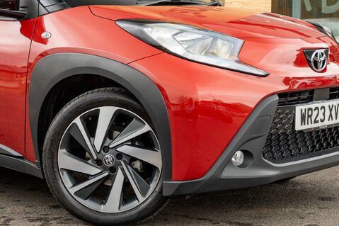 Toyota Aygo X VVT-I EDGE 11