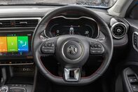 MG ZS EXCLUSIVE T-GDI 21